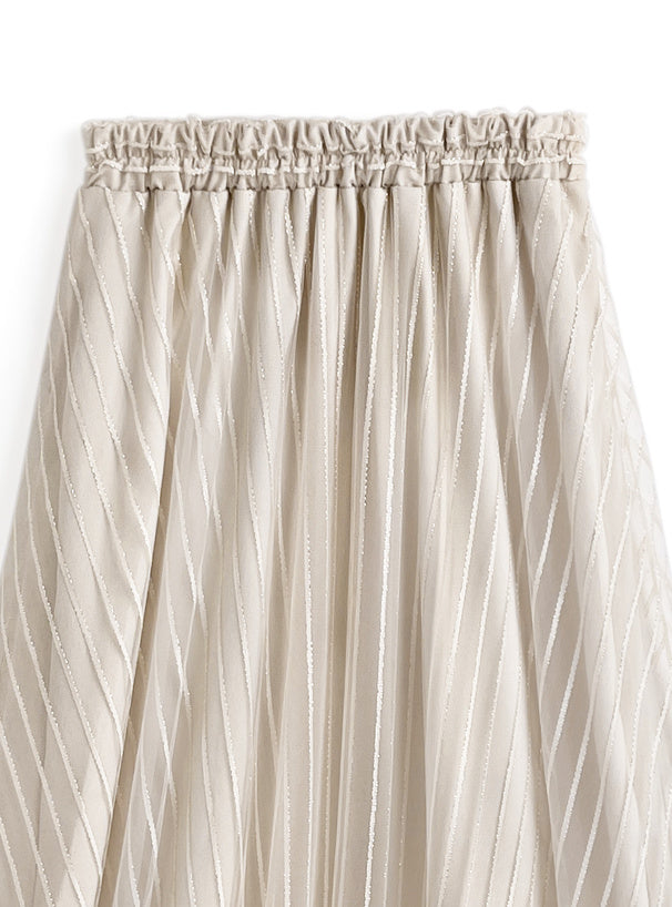 針織外套x亮片薄紗裙