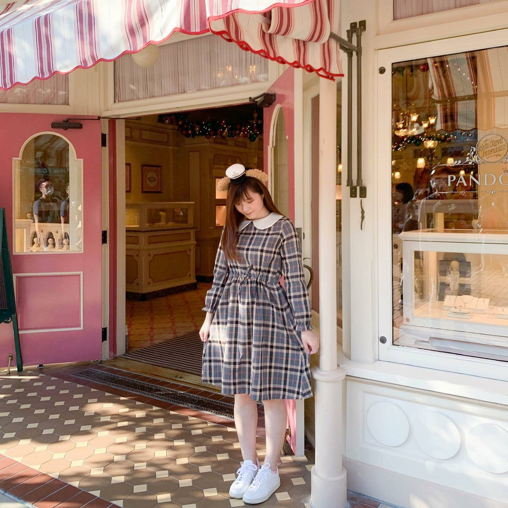 小圓領格仔連身裙