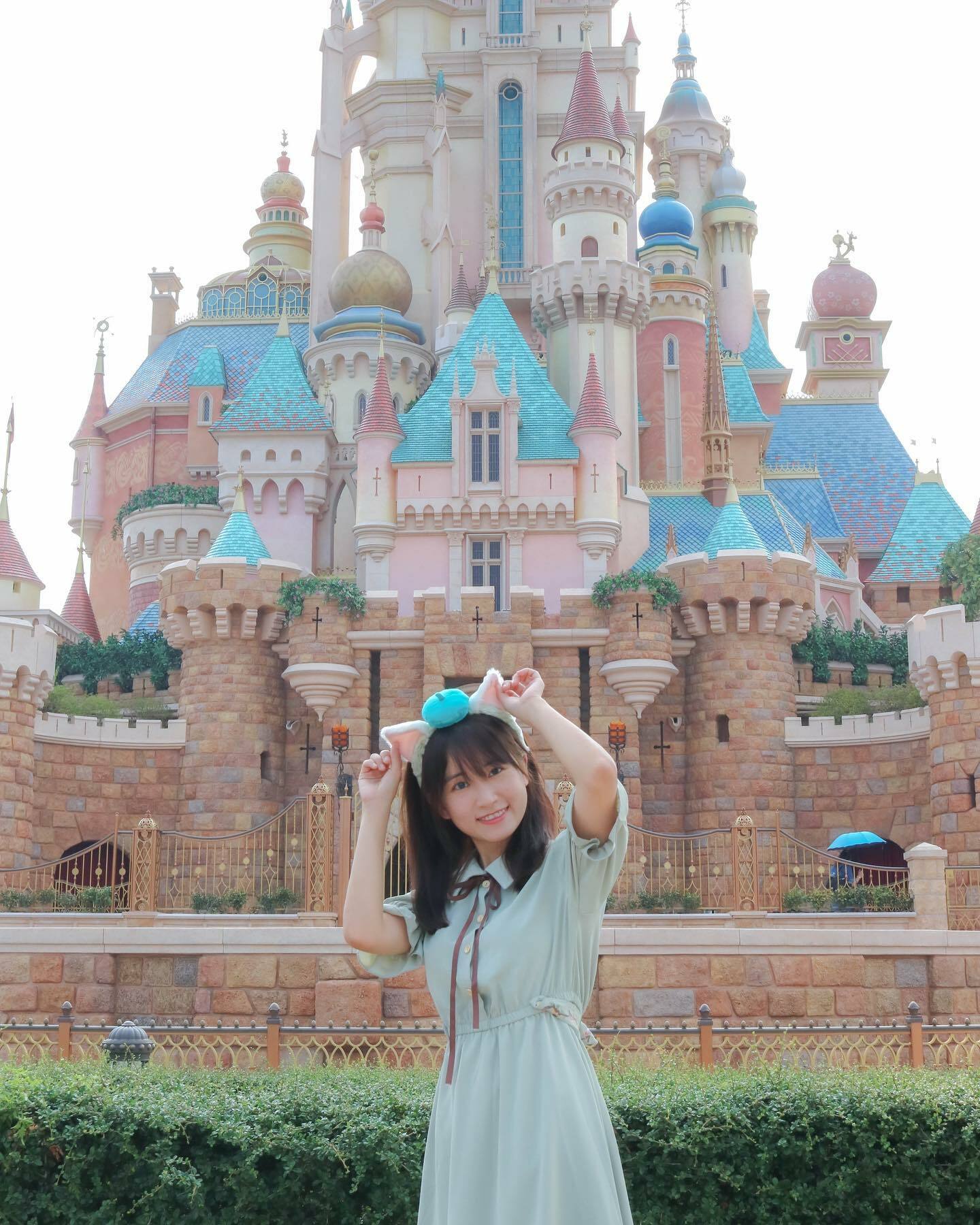 腰帶刺繡公主裙