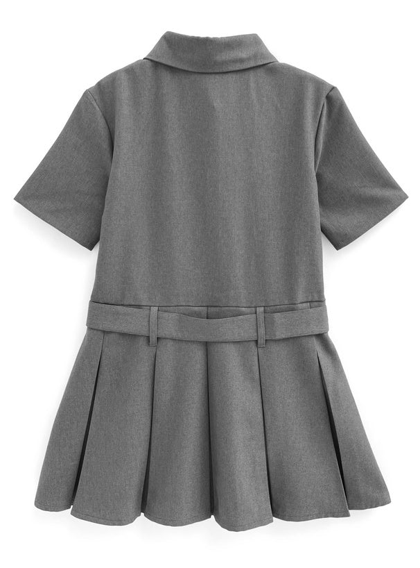 配腰帶百褶連身短裙