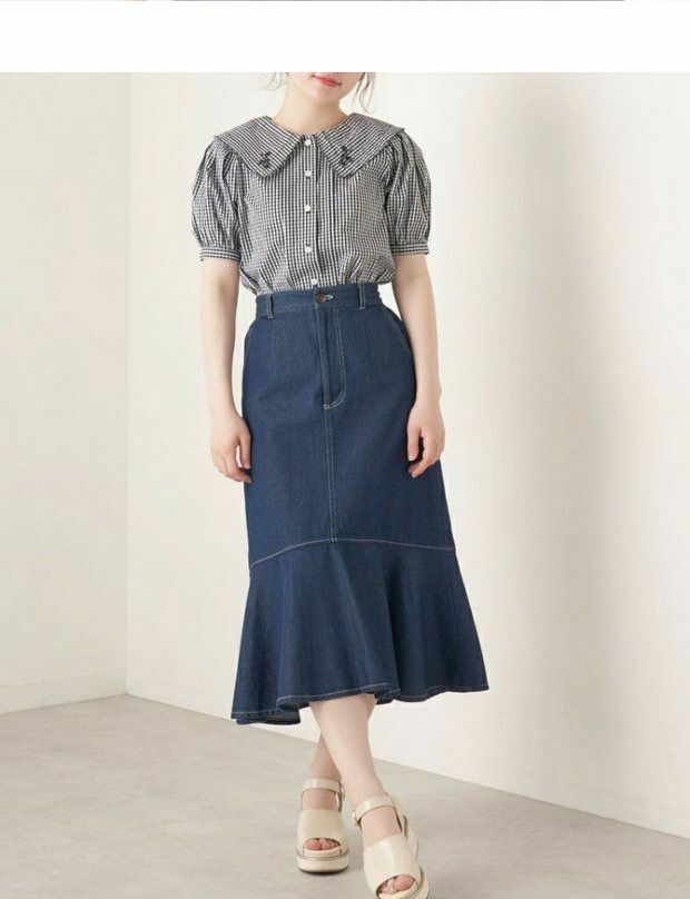 花邊領口泡泡袖上衣