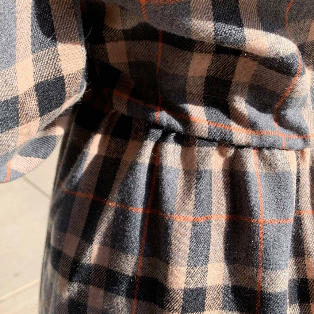 小圓領格仔連身裙