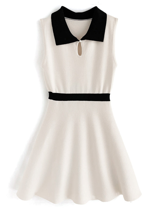 附斗篷喇叭形針織連身裙