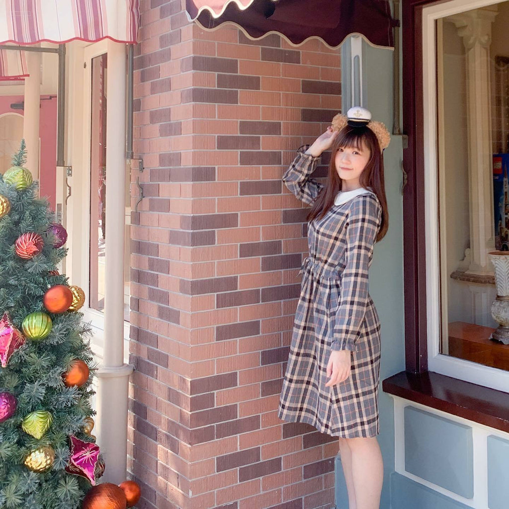 小圓領格仔連身裙