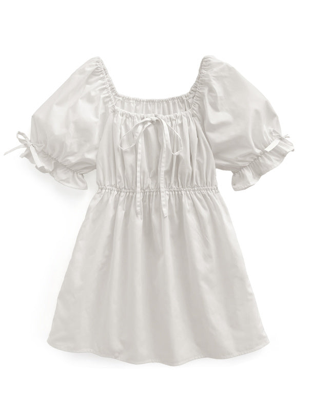 兩著泡泡袖連身裙