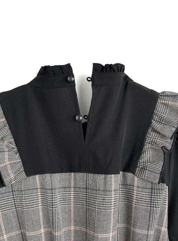 大緞帶疊層裙仔 x 荷葉邊短褲套裝